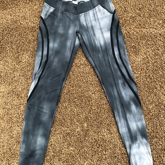 Better Bodies Grunge Tights - Picture 1 of 4